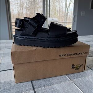 Dr. Martens Voss platform sandal
